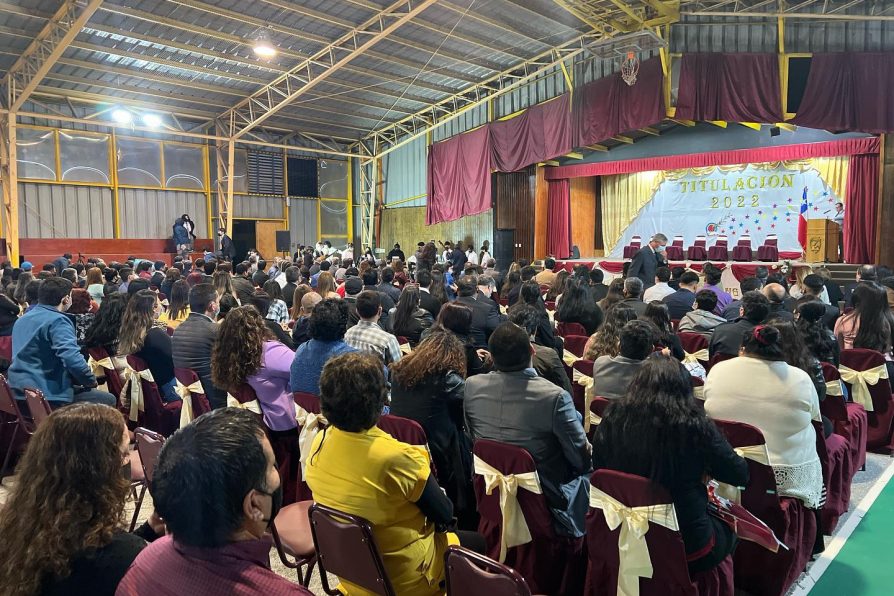 Liceo Manuel Magalhaes de Diego de Almagro realiza ceremonia de titulación 2022