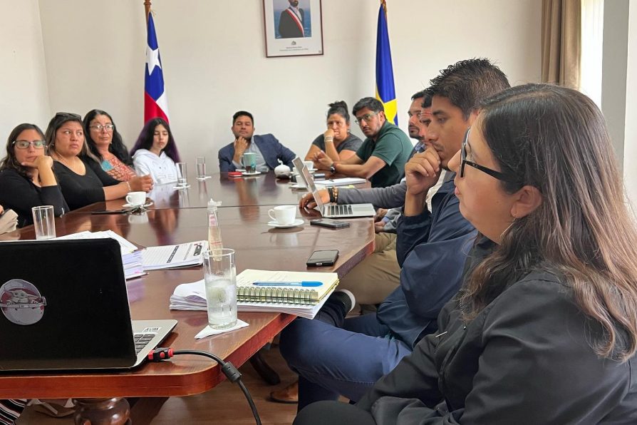 Delegado junto a Seremi de Educación, Slep Atacama y Establecimiento Educacional revisan proyecto de reposición