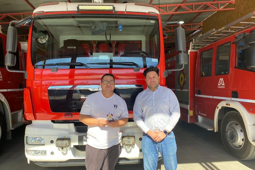 Delegado entrega sus saludos a los Bomberos de la provincia