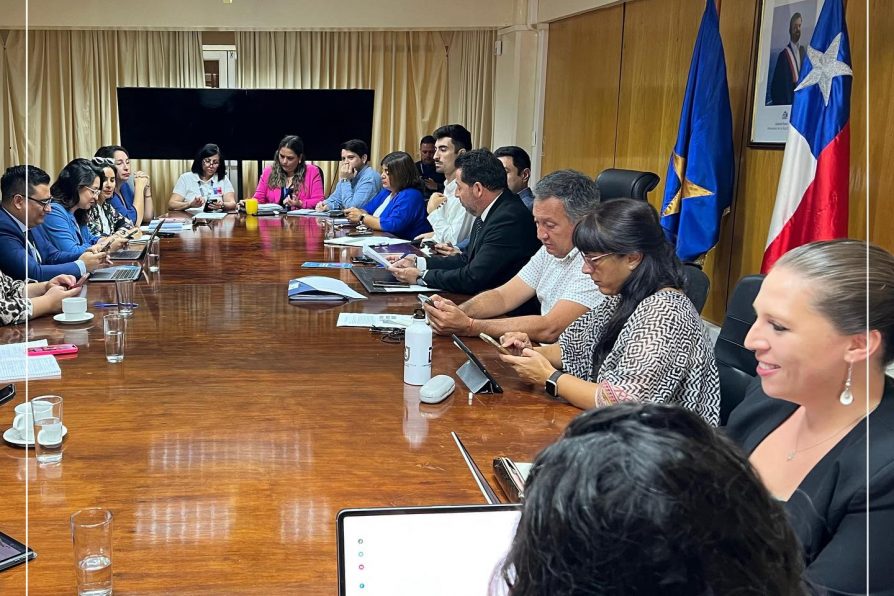 Autoridades se reúnen en nuevo gabinete regional