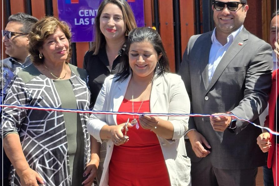 Ceremonia de reapertura del Centro de las Mujeres de la comuna de Chañaral