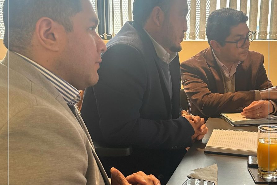 Reunión de coordinación para instalación de carga rápida para vehículos eléctricos en Chañaral